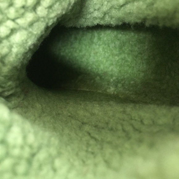 Lands’ End Women’s winter boots - Picture 5 of 10